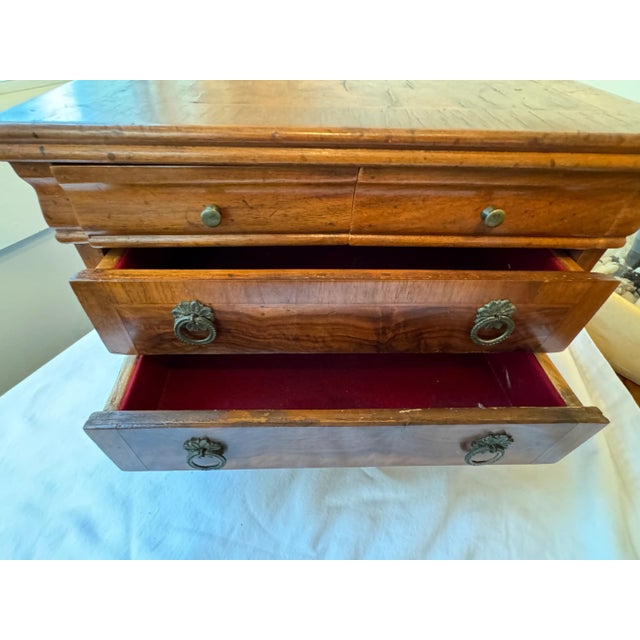 Late 20th Century Antique Italian Empire Style Jewelry Chest For Sale In Atlanta - Image 6 of 11