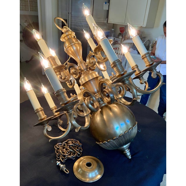 1990s 1990s Large Chapman Georgian Antique Brass 12 Arm Chandelier For Sale - Image 5 of 11