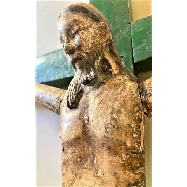 Mid 18th Century Antique Spanish Colonial Wood and Gesso Crucifix For Sale In Saint Louis - Image 6 of 7