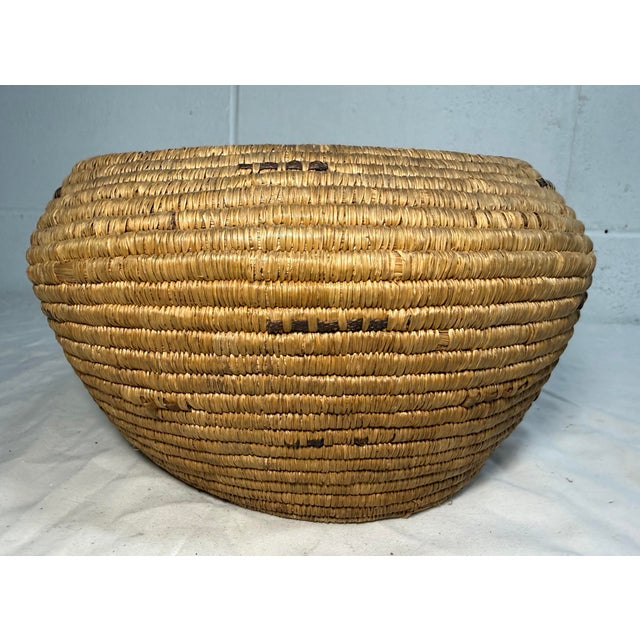 Antique 19th Century Native American Pima Hand Woven Wicker Basket Indian For Sale In New York - Image 6 of 12