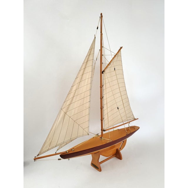 Jonathan Adler Vintage Sailboat Replica Pond Yacht 1895 Defender Cup Racer For Sale - Image 4 of 17
