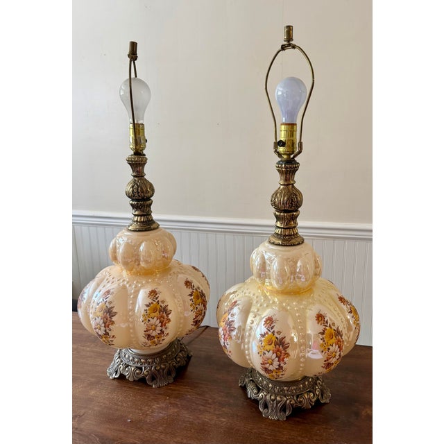 Hollywood Regency Mid 20th Century Carl Falkestein Bubble Regency Beaded Lamps - a Pair For Sale - Image 3 of 12