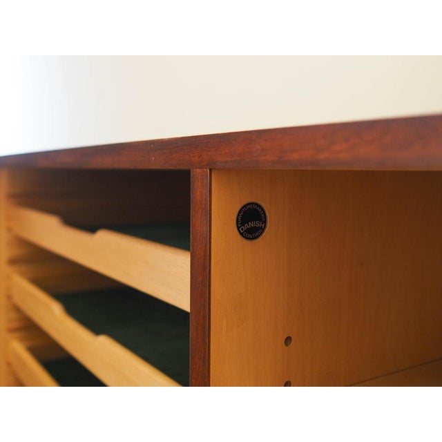 Wood Danish Walnut Cabinet by Carlo Jensen for Hundevad & Co., 1970s For Sale - Image 7 of 18