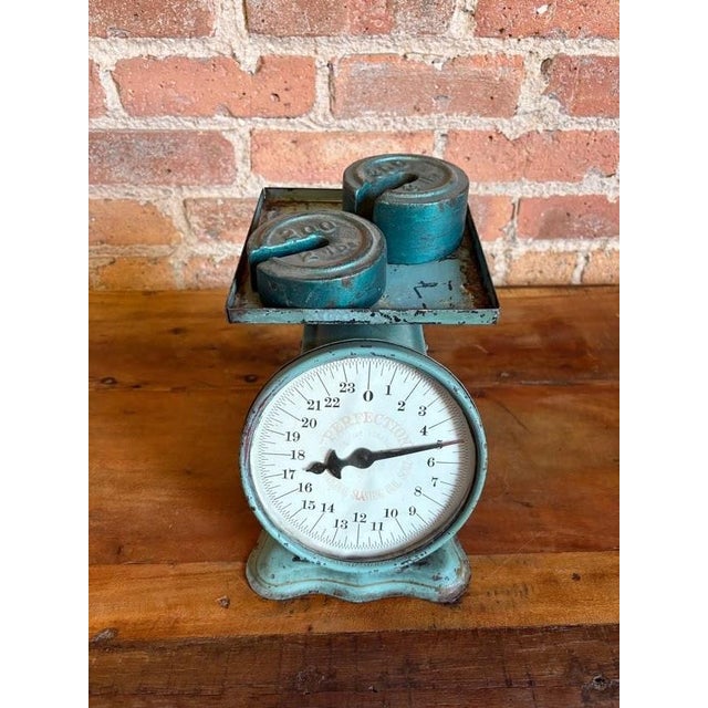 1910s 1910s Slanting Dial Kitchen Scale Seafoam Green - American Cutlery Co For Sale - Image 5 of 15