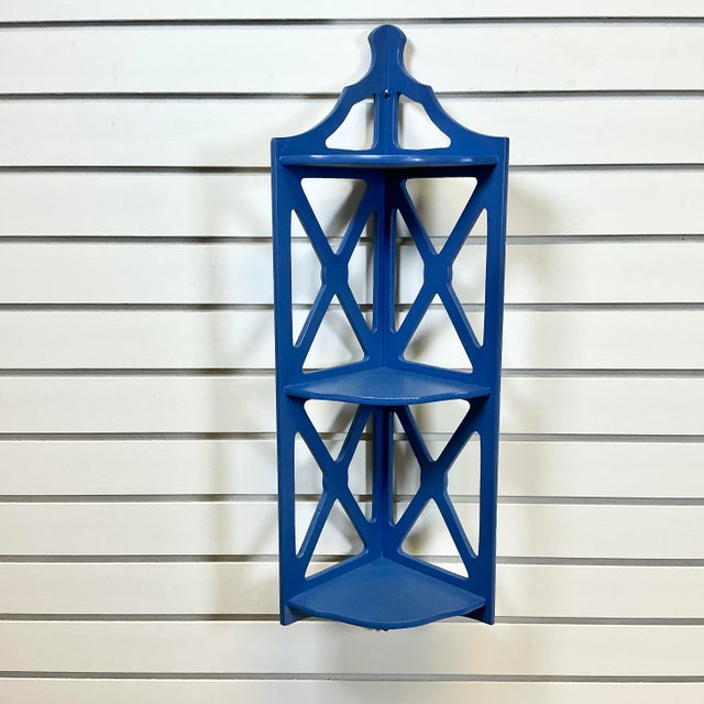 American 1960s Vintage Americana Boho Chic Folk Art 3-Tier Wall Mounted Corner Shelf For Sale - Image 3 of 13
