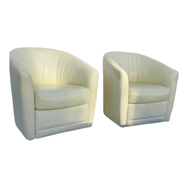 20 Th. Pair of Italian Natuzzi Leather Barrel Back Swivel Chaits For Sale
