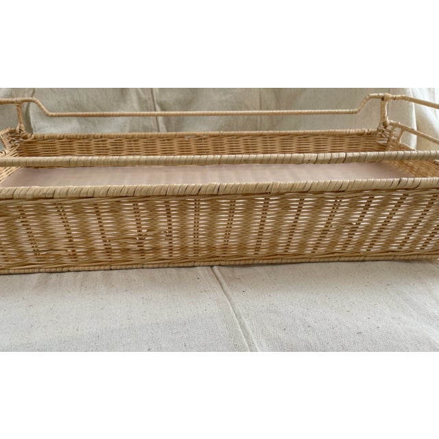 1980s Vintage Rectangle Wicker Basket W/Plastic Insert For Sale - Image 5 of 8