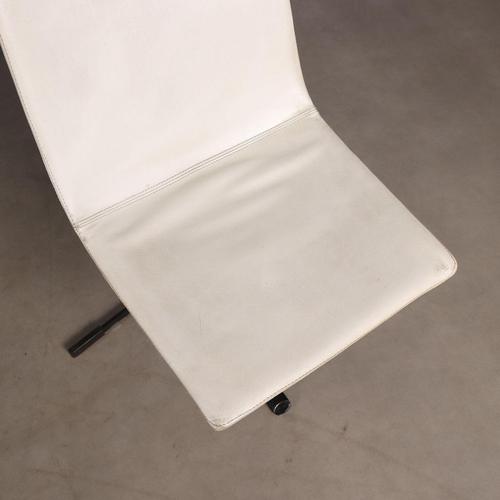 White Vintage Chairs from Saporiti, 1960s, Set of 5 For Sale - Image 8 of 14