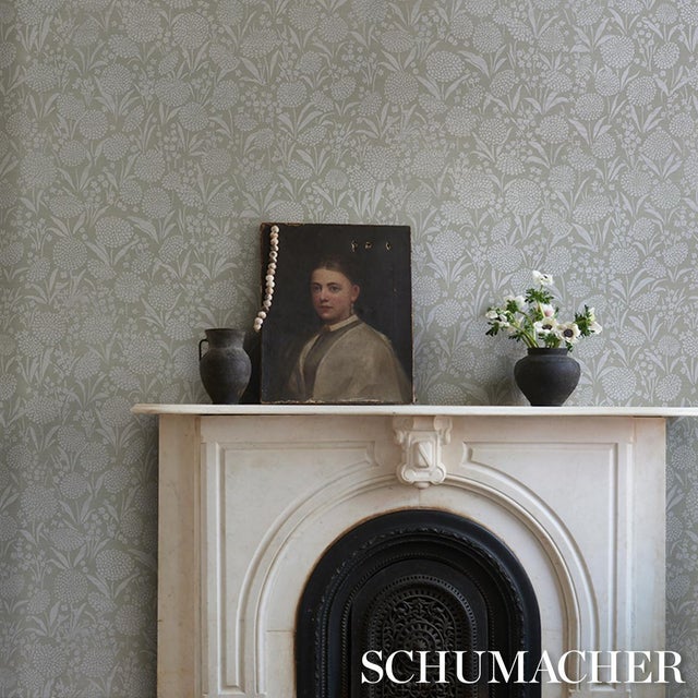 2020s Sample - Schumacher Chrysanthemum Sisal Wallcovering In Seaglass For Sale - Image 5 of 6