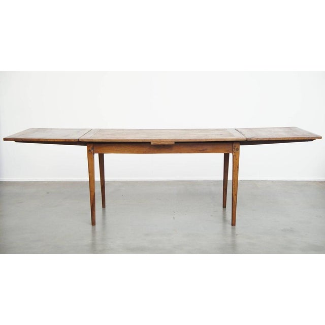 Antique English Extendable Dining Table in Elm and Cherrywood For Sale - Image 3 of 18