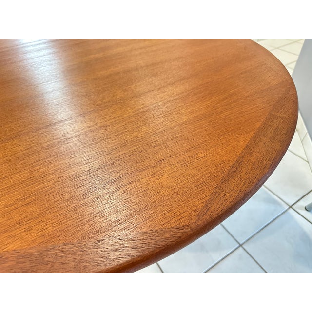 Scandinavian Extendable Dining Table in Teak attributed to Niels Otto (N. O.) Møller for CS Mobelfabrik, Denmark, 1960 For Sale - Image 10 of 18