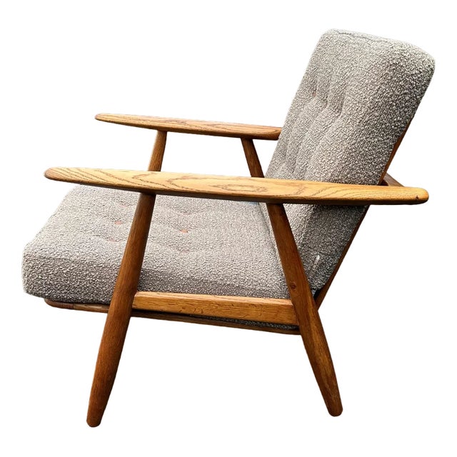 GETAMA  GE240（Hans J.Wegner） The GE 240 Oak Lounge Chair by Hans J. Wegner for Getama