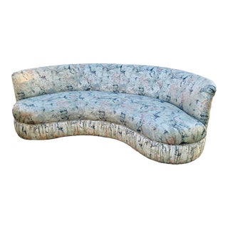 1990 Postmodern Kagan Style Biomorphic Kidney Bean Shaped Curved Platform Sofa For Sale