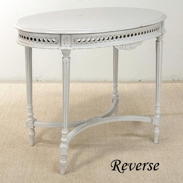 Early 20th Century Antique French Louis XVI Painted Oval Center Table ~ End Table For Sale - Image 5 of 18