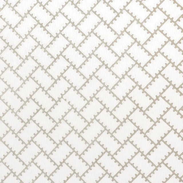 Moroccan Sample - Schumacher x Neisha Crosland Parterre Wallpaper in Silver For Sale - Image 3 of 5