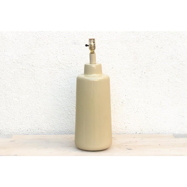 Vintage Buttercream Pottery Lamp For Sale In Los Angeles - Image 6 of 7