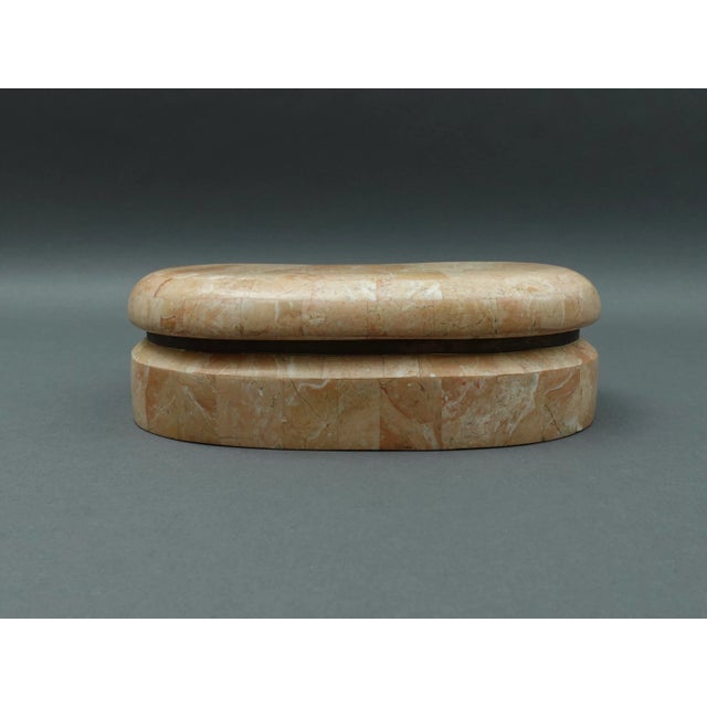 Kinder-Harris Dara 1980s Pink Tessellated Stone Brass Kidney Shaped Box For Sale - Image 4 of 10