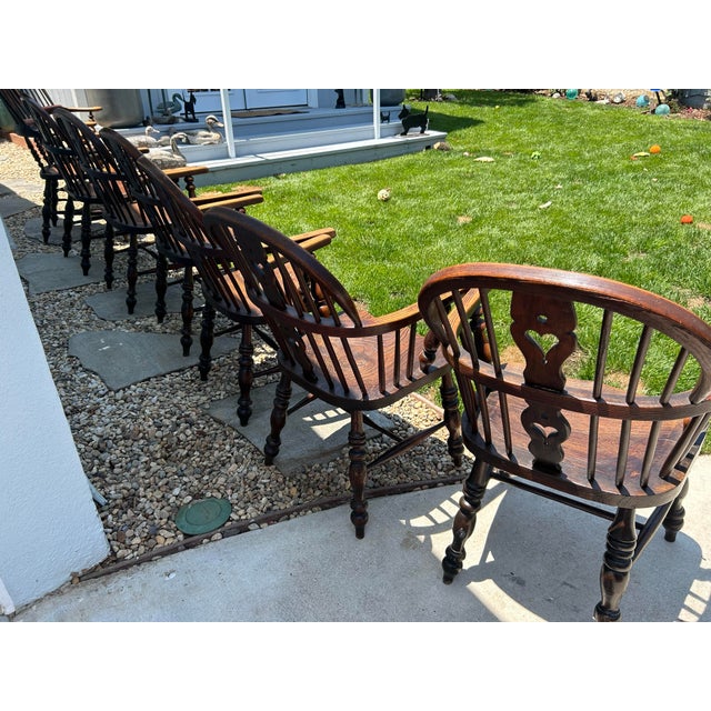 Wood Late 18th Century English Windsor Chairs Original Early Oak Complete Set of 8–6 Side Chairs, 2 Broad Armchairs With Heart Splat Backs For Sale - Image 7 of 12