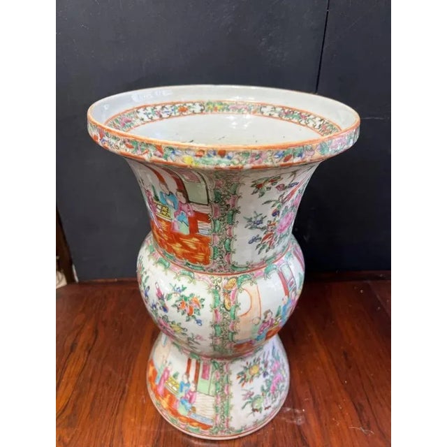 Antique 19th Century Chinese Porcelain Rose Medallion Vase For Sale In Washington DC - Image 6 of 18