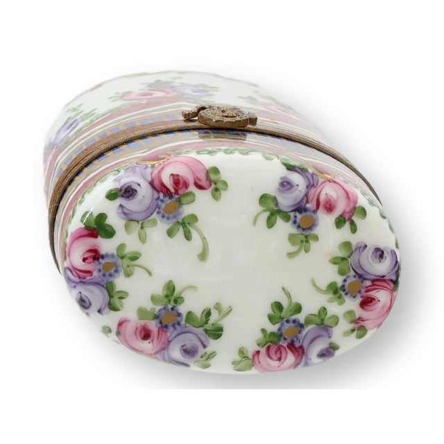 Hand-Painted French Limoges Porcelain Box For Sale In Los Angeles - Image 6 of 8