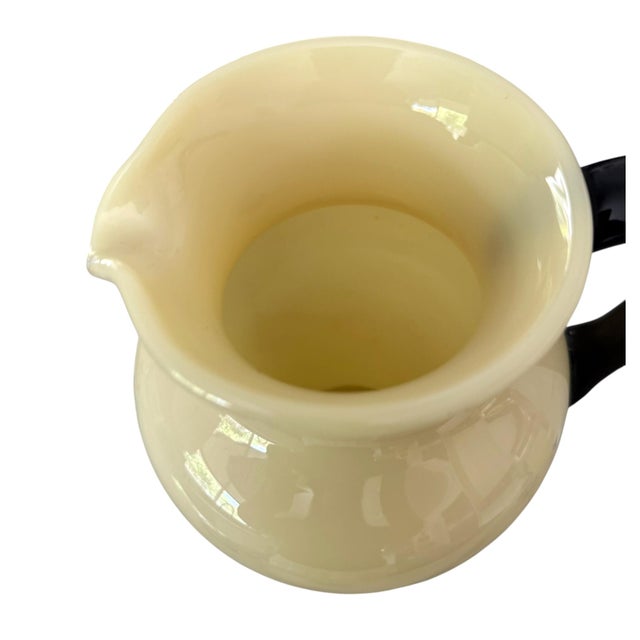Rare Attributed to Carder Steuben Ivory & Mirror Black Iced Tea Set, c.1930s – Pitcher & 7 Tumblers For Sale In Los Angeles - Image 6 of 13