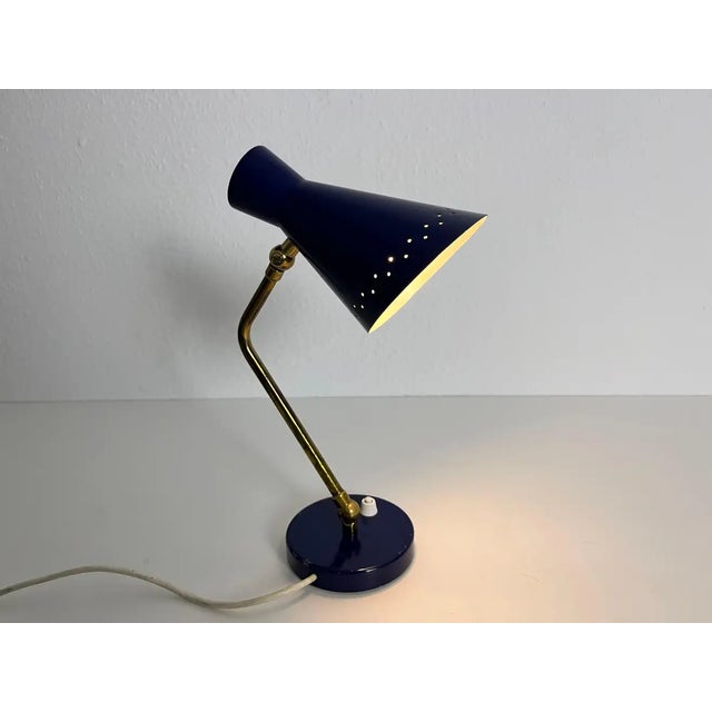 Mid-Century Modern Italian Stilnovo Blue and Brass Table Lamp, 1960s, Italy For Sale - Image 3 of 13