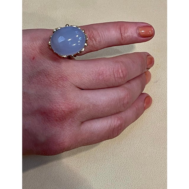 21 Carat Oval Shape Calcidonia Cocktail Ring 14 Karat Yellow Gold Hand Made For Sale - Image 9 of 18