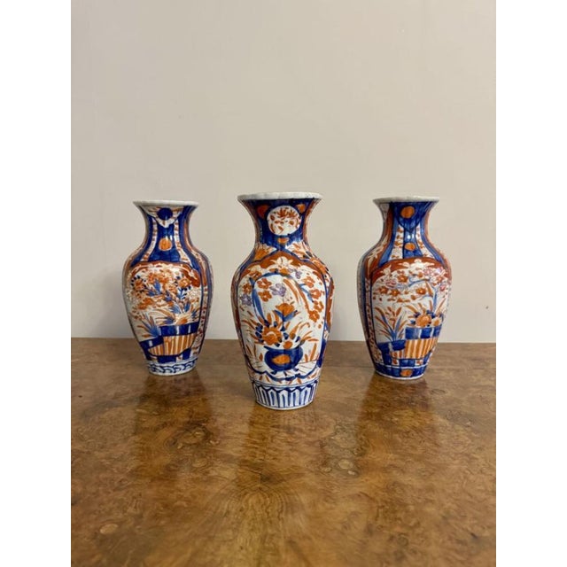 1900 - 1909 Antique Japanese Imari Vases, 1900, Set of 3 For Sale - Image 5 of 5