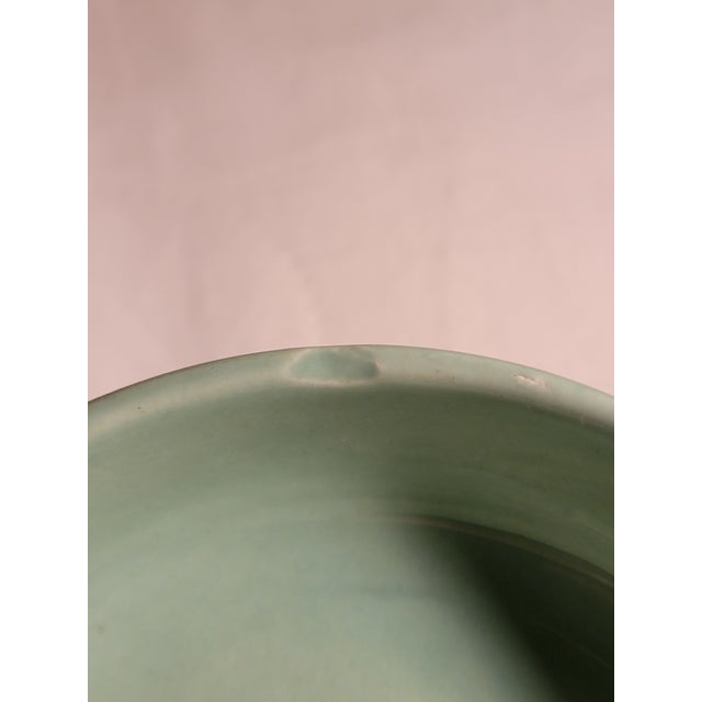 Celadon 1981 Jaru Calfornia Pottery Postmodern Form Vase, Signed Dated For Sale - Image 8 of 13