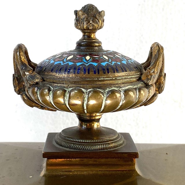 French Samuel Marti Champleve Enamel Gilt Bronze Mantel Clock For Sale - Image 10 of 11