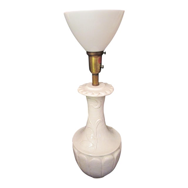 Rembrandt Style Vintage Table Lamp For Sale