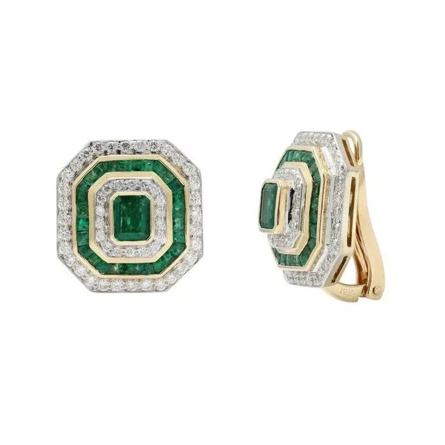 18k Gold 2.87 Ct Emerald and Diamond Cluster Clip on Stud Earrings - 2 Pieces For Sale - Image 4 of 5