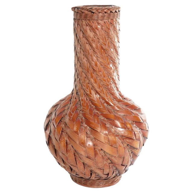 Early 20th Century Japanese Taisho/Showa Woven Bamboo Ikebana Vase For Sale - Image 3 of 15