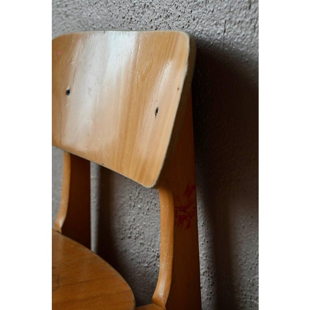 1970s Vintage Children's Chair in Wood and Molded Plywood, 1970s For Sale - Image 5 of 14