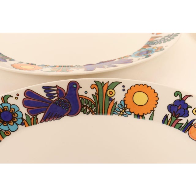 Set of Four Vintage Villeroy & Boch "Acapulco" Bird Motif Deep Oval Plates For Sale - Image 11 of 17