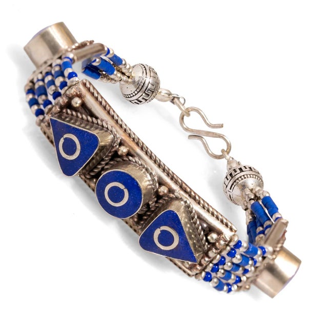 Contemporary Nepal Design Lapis Lazuli & Silver Bohemian Bracelet For Sale - Image 3 of 7