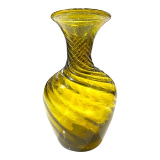 Antique 19th Century Zanesville Handblown Glass Vase, Amber Swirl With Ribbed Detail For Sale