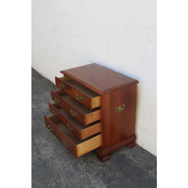 Traditional Cherry Nightstand Side End Bedside Table 5838 For Sale - Image 3 of 10