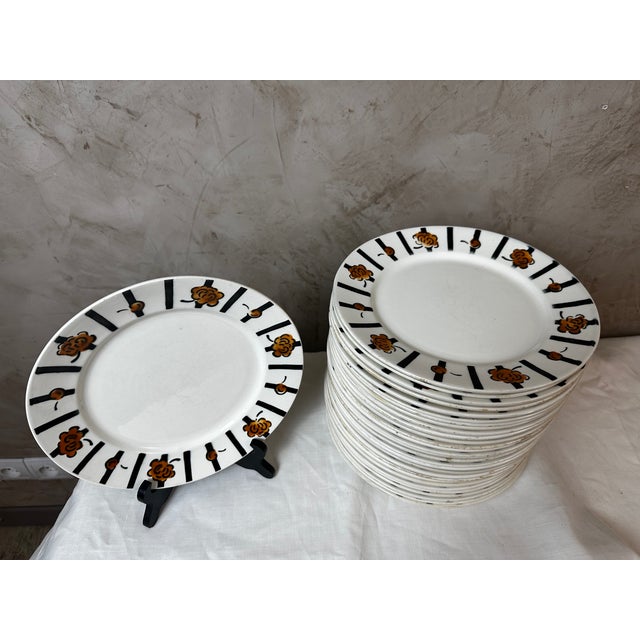 1930s Vintage Art Deco Dinner Service, 1930, Set of 59 For Sale - Image 5 of 15