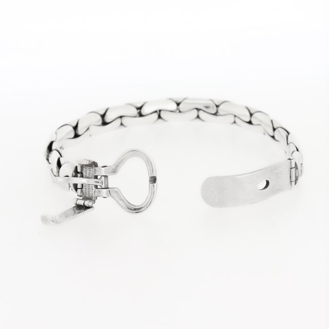 Mid-Century Sterling Silver Figural Buckle Bracelet by Orlandini for Uno a Erre For Sale - Image 13 of 14