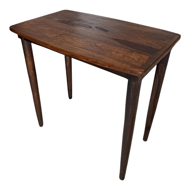 Mid Century MCM Tapered Leg Side Table For Sale