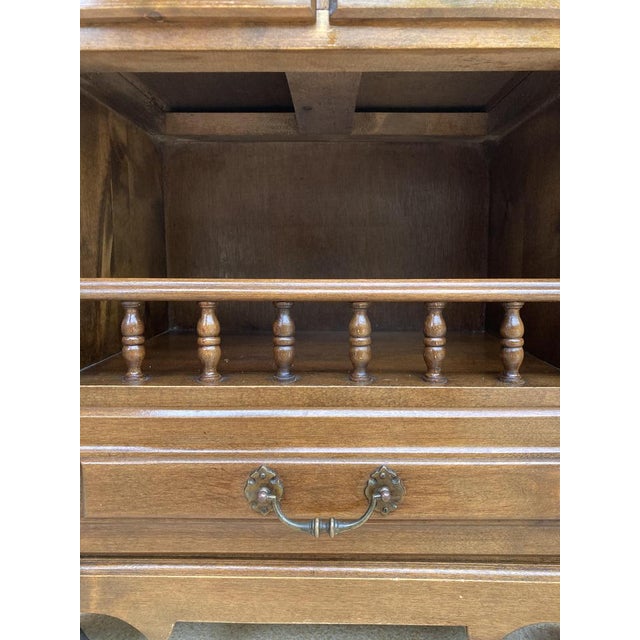 20th Spanish Nightstands with Three Drawers, One Shelf and Bronze Hardware, 1970s, Set of 2 For Sale - Image 9 of 15