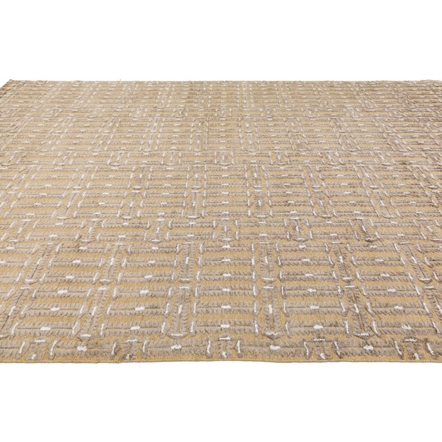 Tan 10 X 14 Contemporary Soumak Tan Wool and Jute Rug Handmade Geometric For Sale - Image 8 of 11