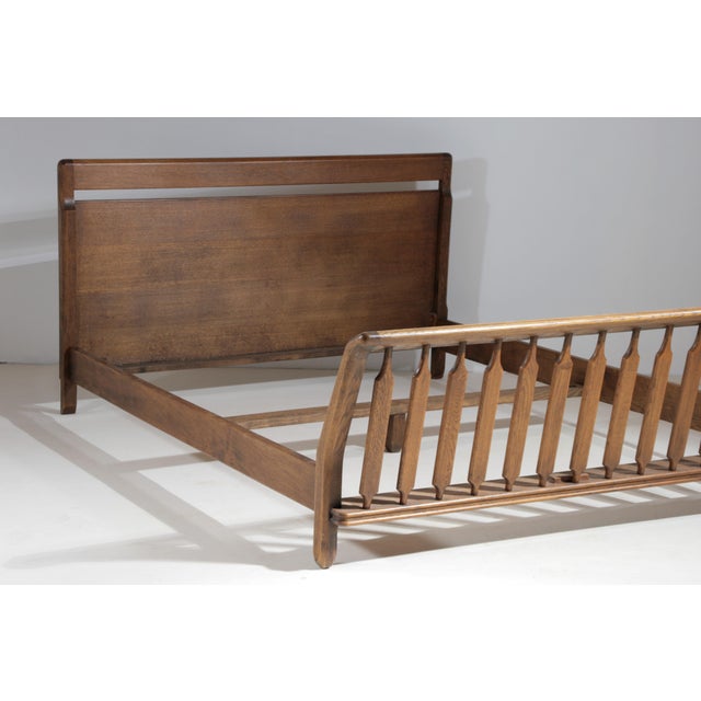 1960s Bed Frame in Oak by Guillerme et Chambron for Votre Maison, 1970s For Sale - Image 5 of 12