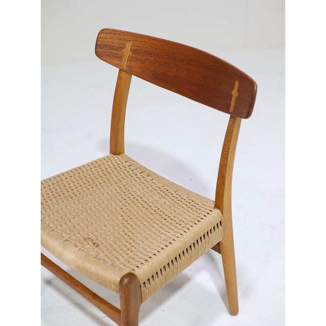 Wood Vintage Dining Chairs in Oak by Hans J. Wegner for Carl Hansen & Søn, 1950s, Set of 4 For Sale - Image 7 of 18