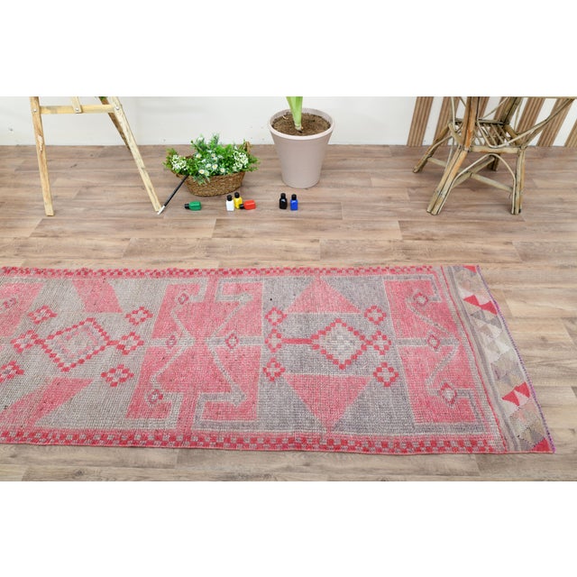 1970s Turkish Oushak Handmade Wool Cotton Pink Area Rug For Sale - Image 10 of 11