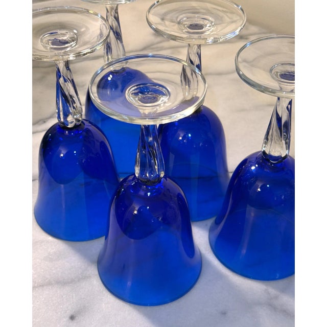 Late 20th Century Cobalt Blue, Twisted Stem Wine Glasses - Set of 5 For Sale - Image 5 of 11