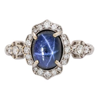 3.5cts Ceylon Star Sapphire Ring W Diamond Accents in 14k White Gold | Ov 9x7mm For Sale