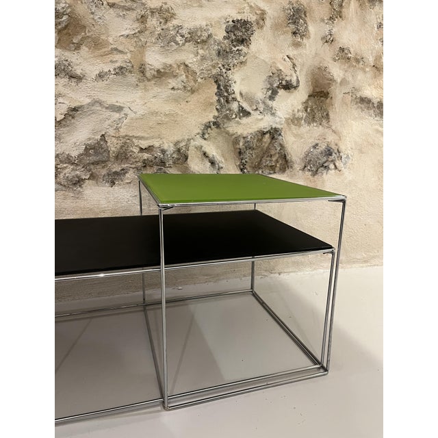 Nesting coffee table composed of two elements. The first table measures: Length 110 x Width 36 cm and the second: Length...