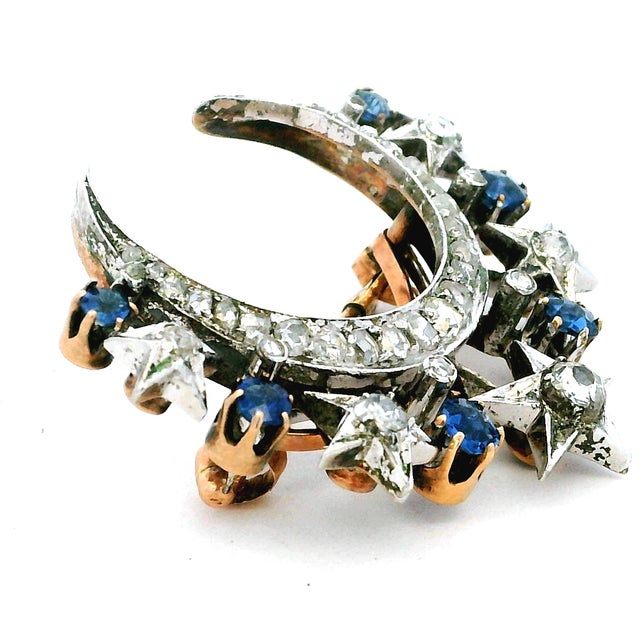 Late 19th Century Victorian Diamond & Sapphire Crescent Moon Brooch in 18K Gold and Platinum For Sale - Image 5 of 16